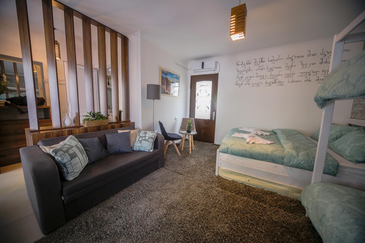 Avlabari Boutique House Hotel Tbilisi ภายนอก รูปภาพ