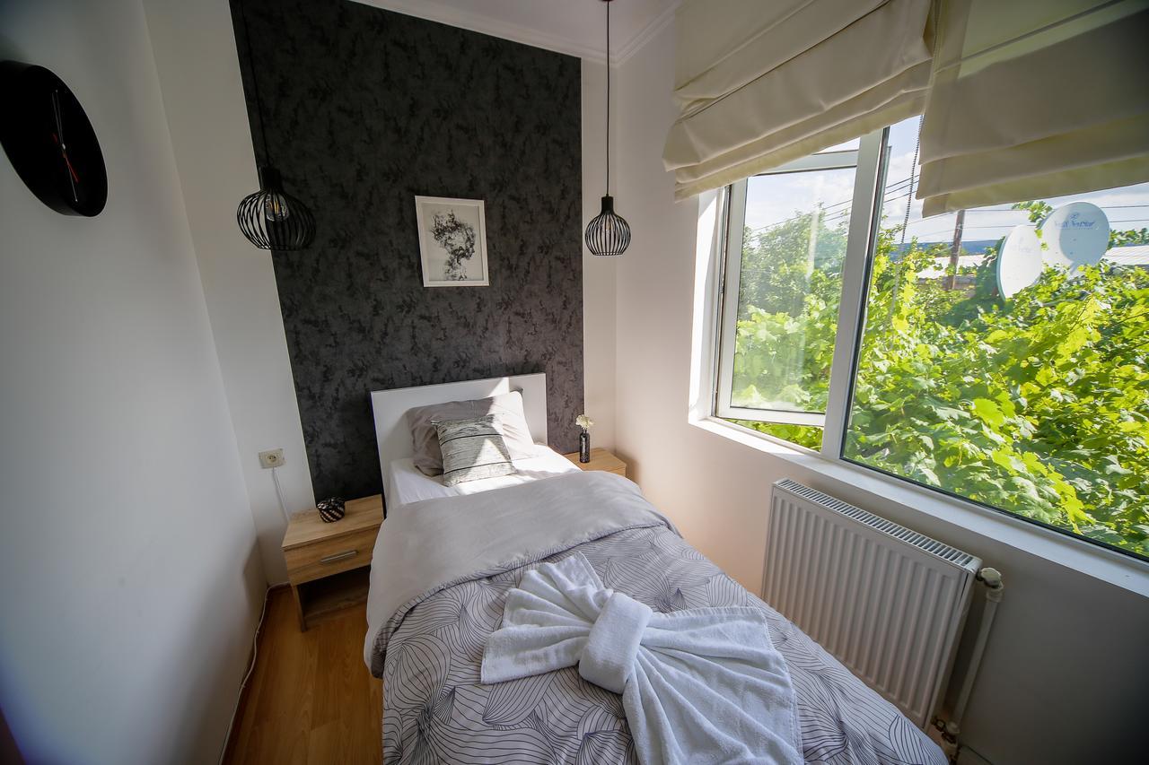 Avlabari Boutique House Hotel Tbilisi ภายนอก รูปภาพ